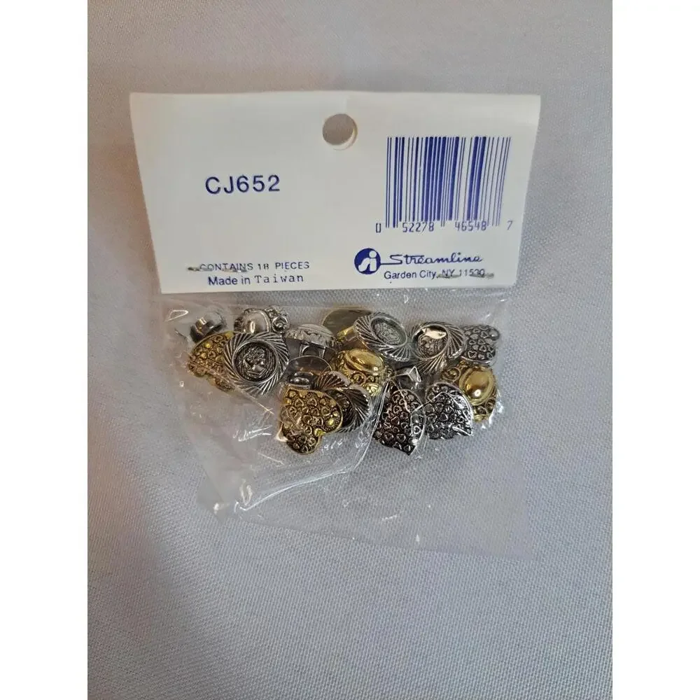 N/A crafty buttons